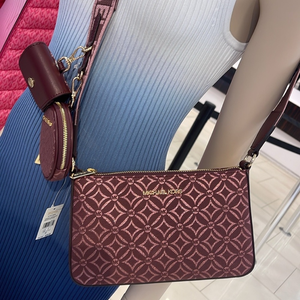 MICHAEL KORS Jet Set Travel Small Logo Jacquard Crossbody With Tech Attach NWT - Picture 6 of 16